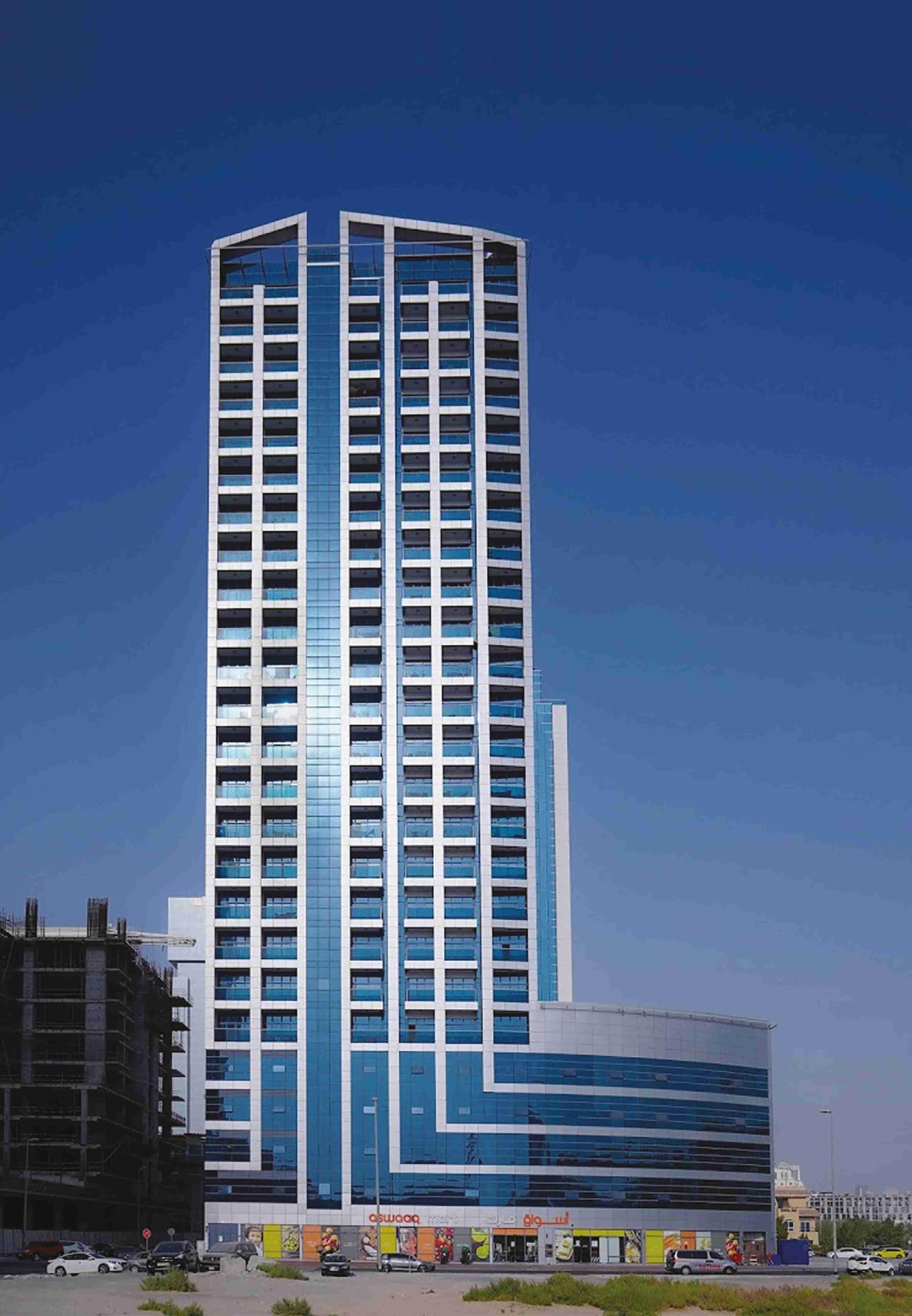 SYDNEY TOWER